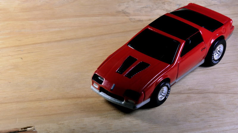 Illustration for article titled A red Camaro